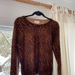 White and warren Cashmere Leopard sweater S
